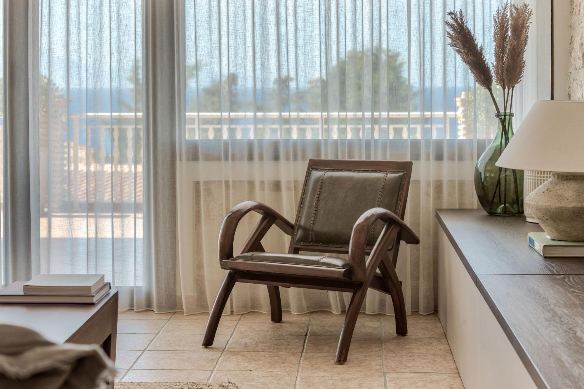 Ananta Blue Residence Аргаси Стая снимка